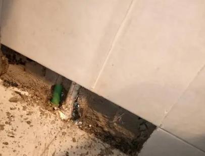 成武楼顶漏水维修公司分享下修复水管漏水的几种小方法